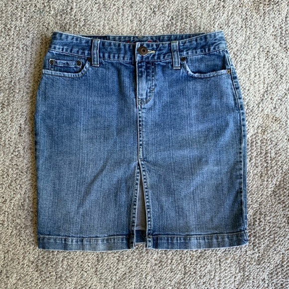 American Eagle Women’s Denim Skirt - Picture 1 of 6